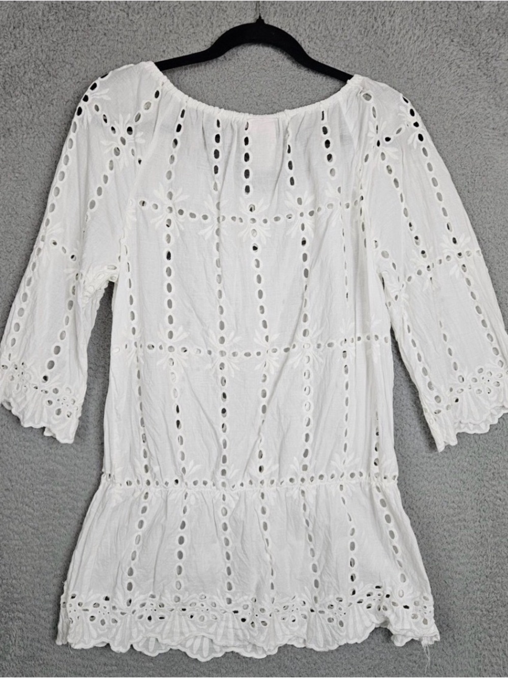 RACHEL ROSE.  White Eyelet Peasant Blouse - Women